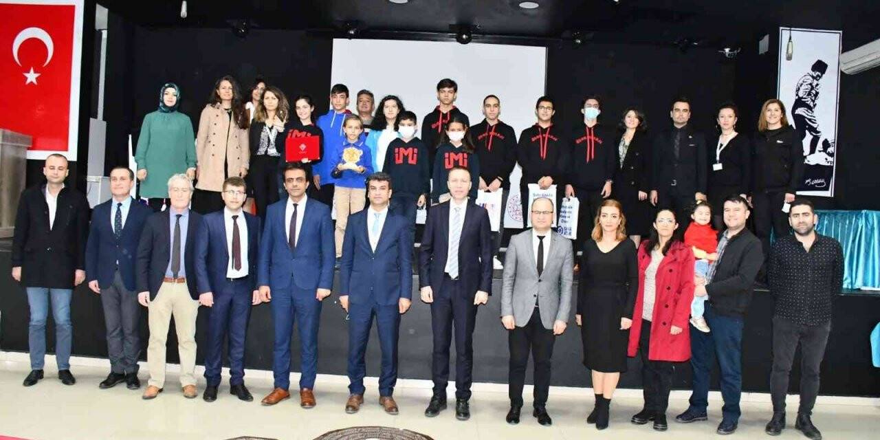 Milas’ta başarılı öğrenciler ödüllendirildi
