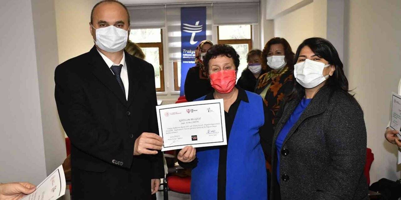 Kadın girişimcilere e-ticaret eğitimi