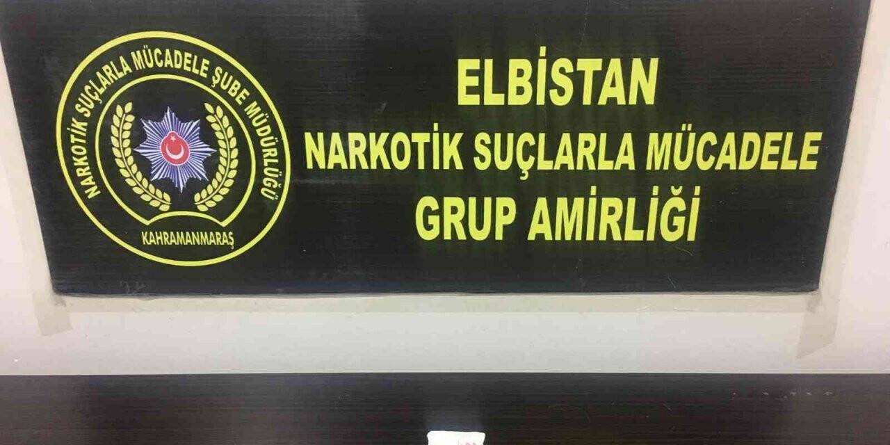Sokak satıcısı tutuklandı