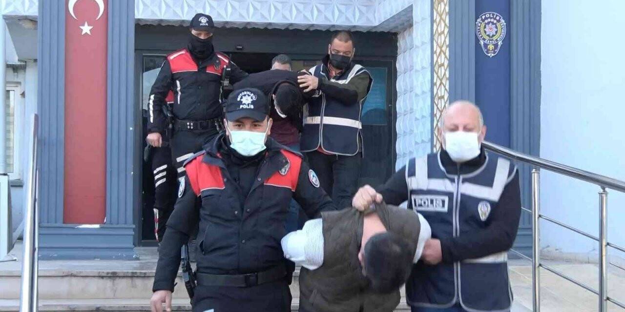 Bursa merkezli 2 ilde yapılan fuhuş operasyonunda 10 kişi tutuklandı