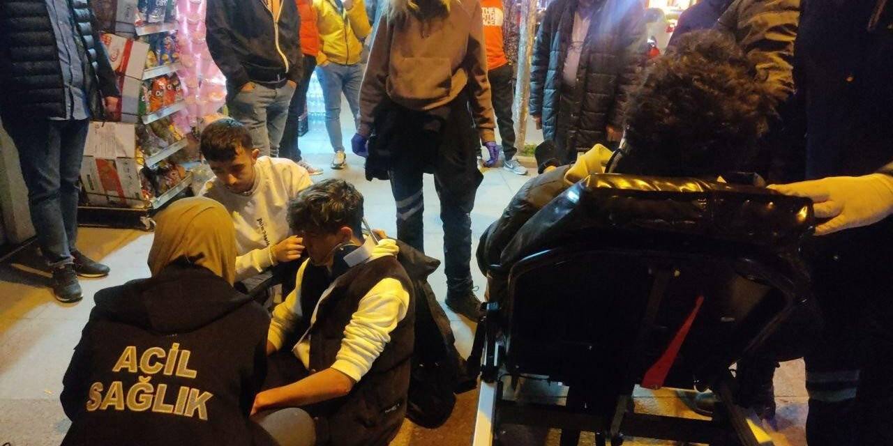 Motosiklet yayaya çarptı: 2 yaralı