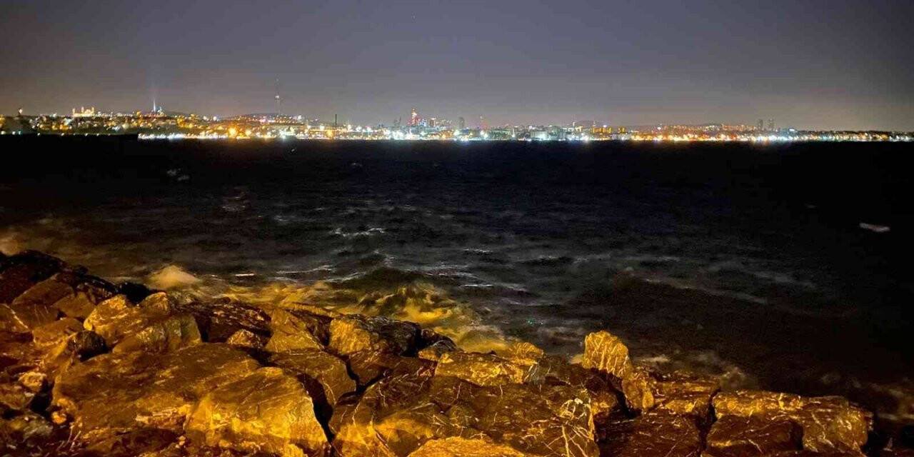 İstanbul’da beklenen lodos etkili olmaya başladı