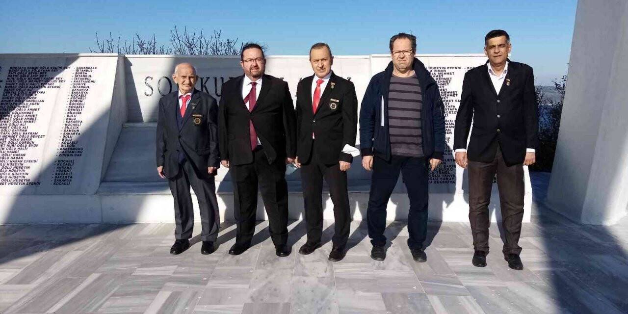 96 şehidin kabrini arıyorlar