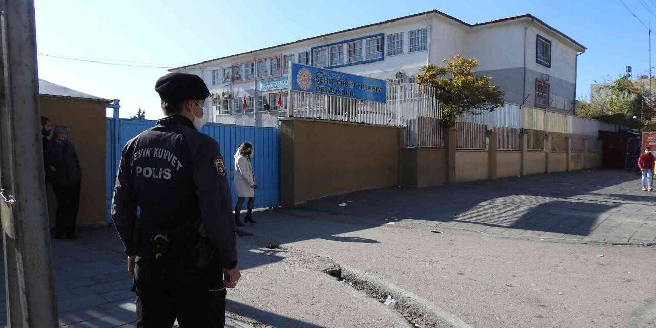 Okul çevrelerinde dev kadro ile yoğun denetim