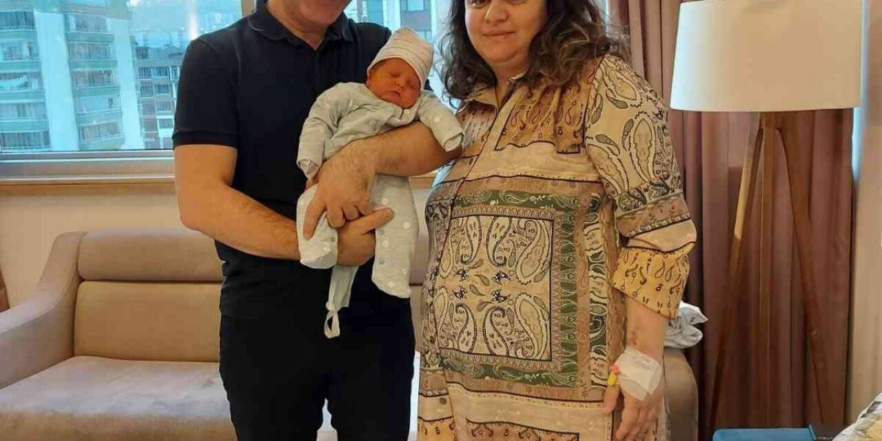 Yurt dışından gelen gebe Covid hastası Samsun’da tedavi oldu