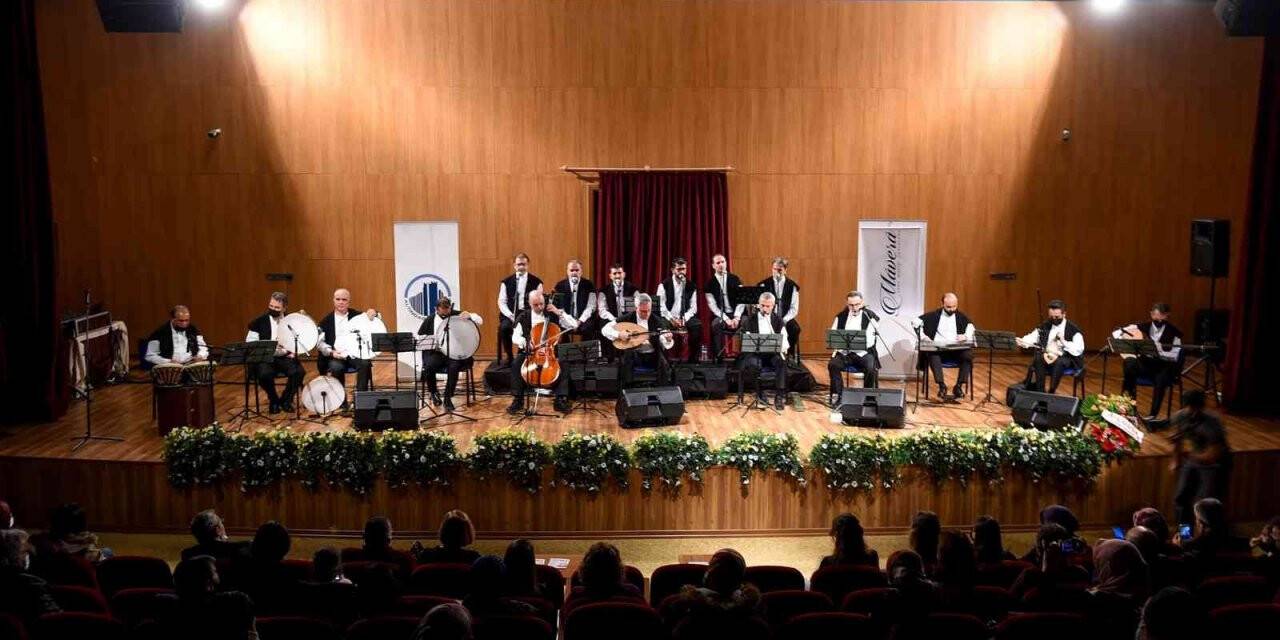 Yunus Emre vefatının 700’üncü yılında ilahilerle ve dualarla anıldı