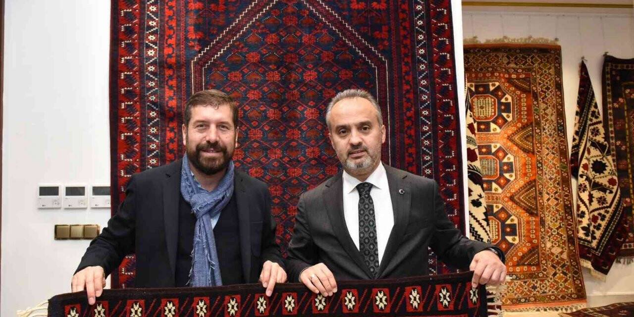 Tarihi 3 bin yıl öncesine dayanan halılar Bursa’da sergileniyor