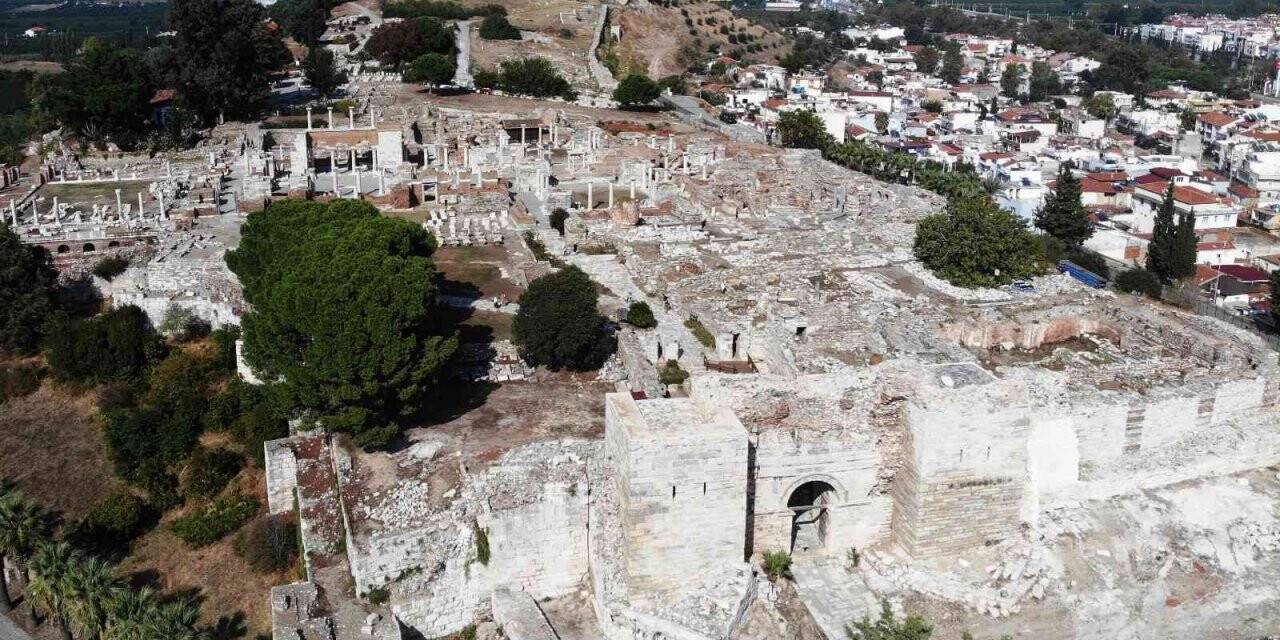100 yıldır kazı yapılan kilisede Roma İmparatoru ‘Büyük Theodosius’ izleri