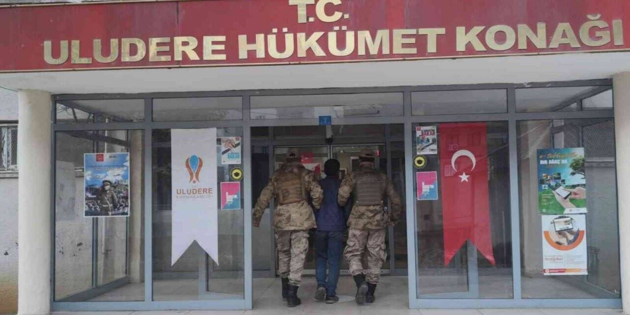 Şırnak’ta 7 yıldır aranan şahsı JASAT yakaladı