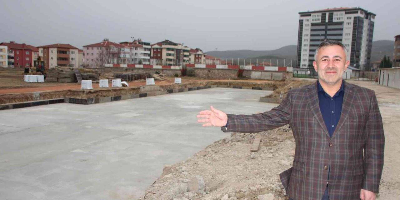 Edebali Stadı’nda inşaat çalışmaları başladı