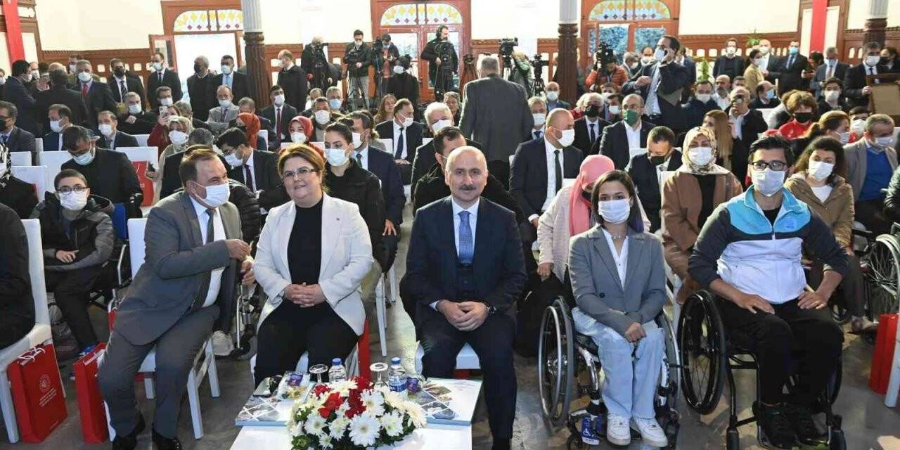 Bakan Karaismailoğlu: “Erişilebilir ulaşıma 84 milyon biletimiz var”