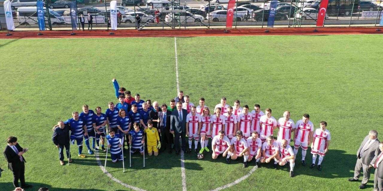 Pendik’te anlamlı maç!