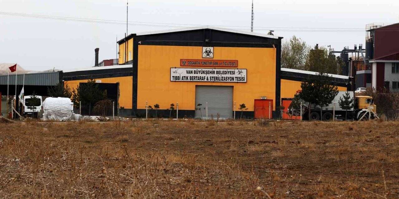 Van Büyükşehir Belediyesi yıllık bin 500 ton tıbbi atığı bertaraf ediyor