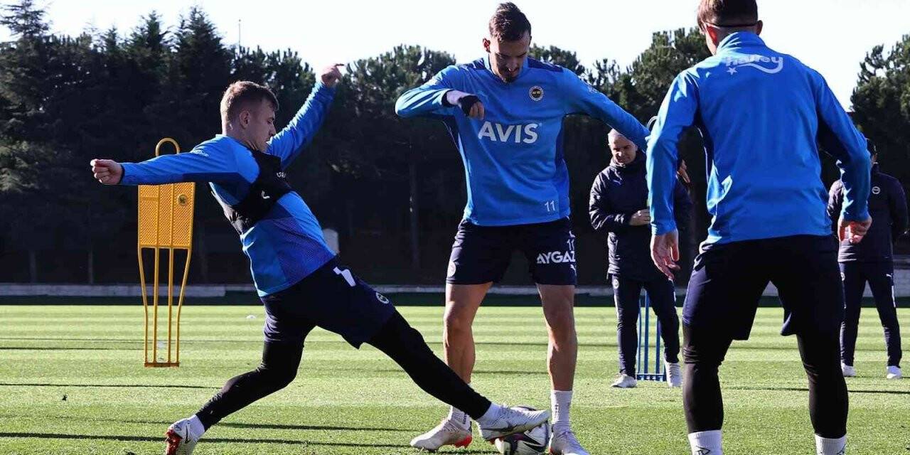 Fenerbahçe’de Rizespor maçı hazırlıkları devam etti