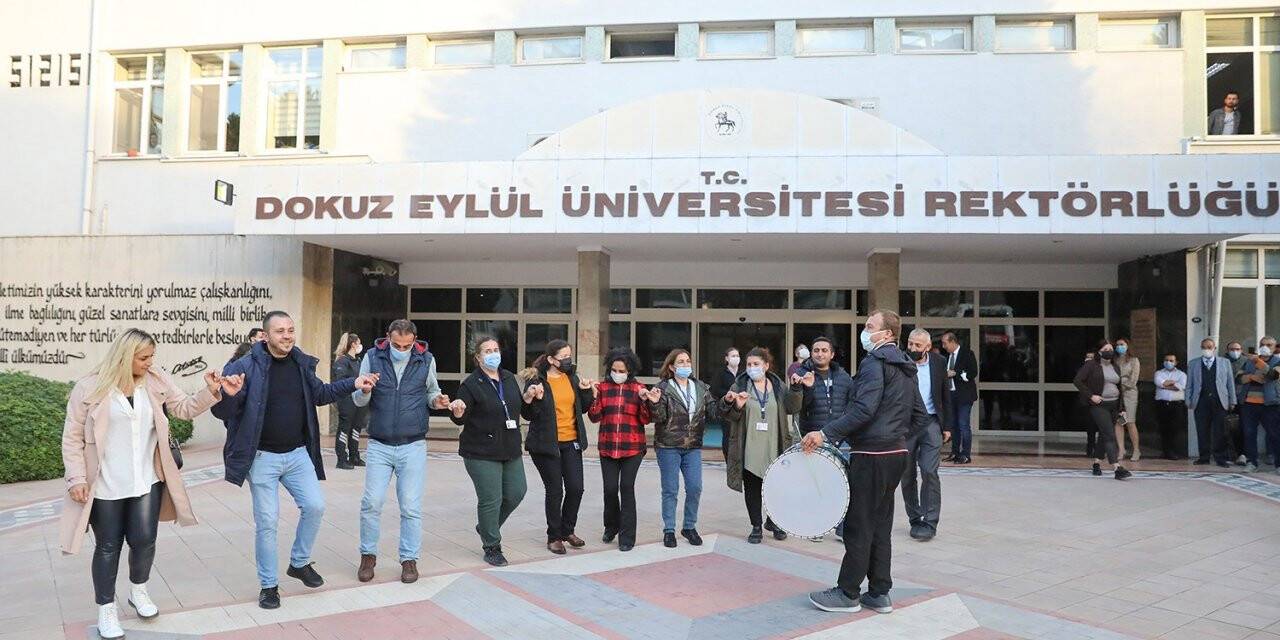 Dokuz Eylül Üniversitesinde toplu iş sözleşmesi imzalandı