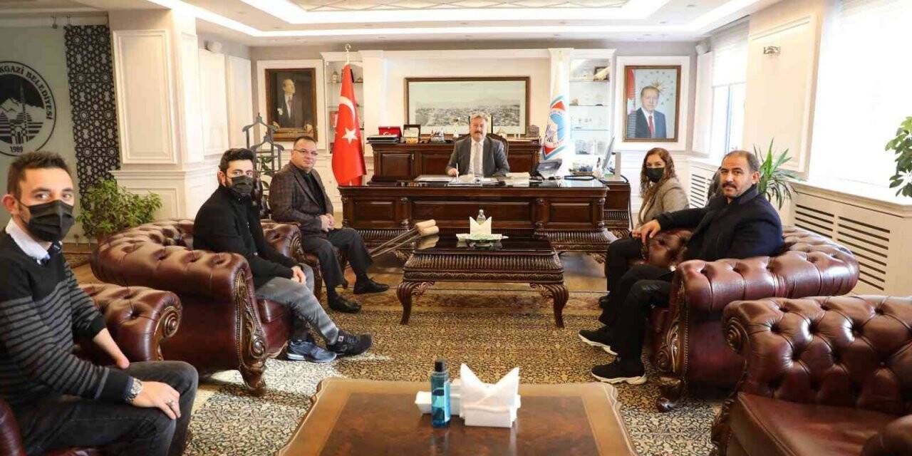 Melikgazi Belediyesi Bedensel Engelliler Spor Kulübü’nden Başkan Palancıoğlu’na ziyaret