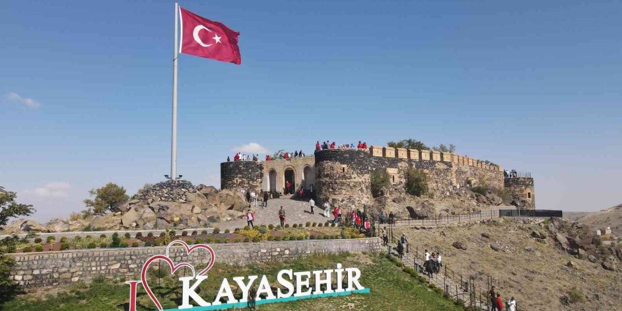 Kayaşehir, Uluslararası Travel Turkey Turizm Fuarı’nda tanıtılıyor