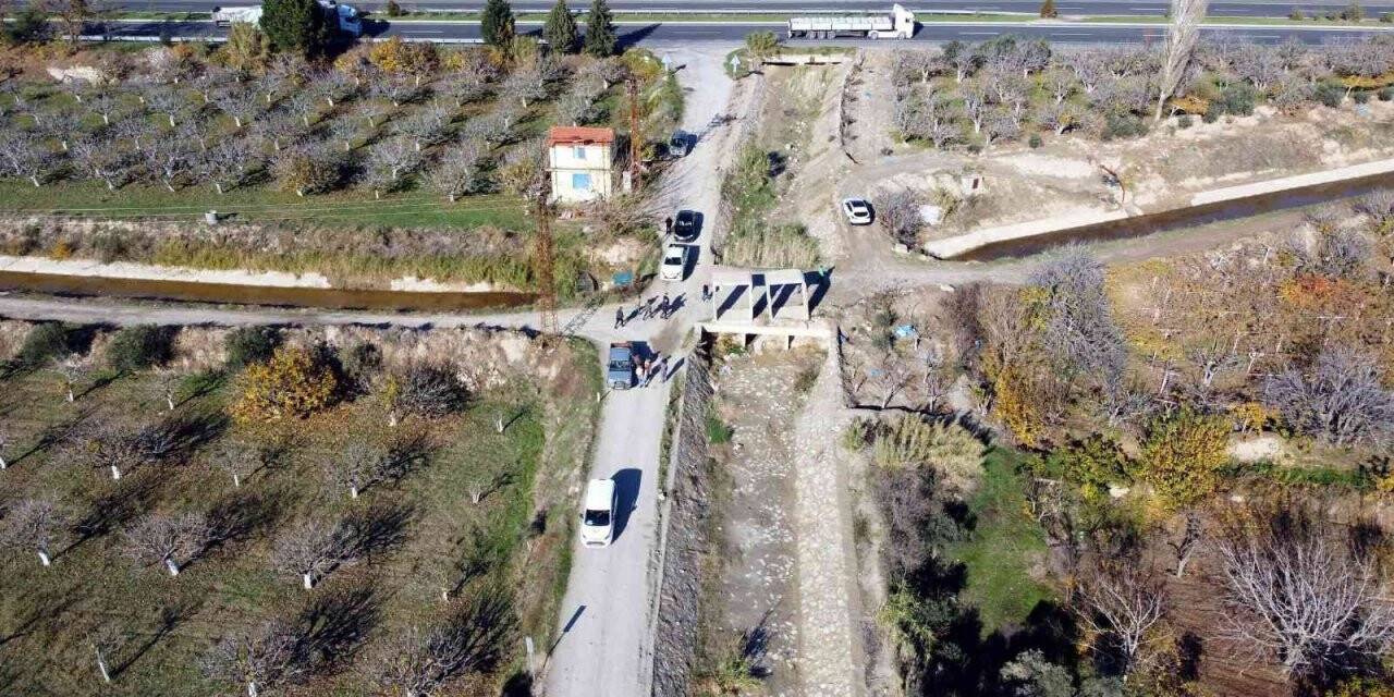 Buharkent’te sulama suyu sorunu çözülüyor