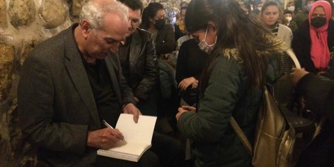 Bestami Yazgan dinleyicileri ile bir araya geldi
