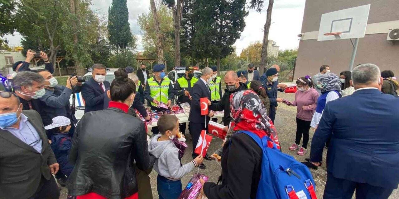 Jandarma’dan özel eğitim öğrencilerine trafik semineri