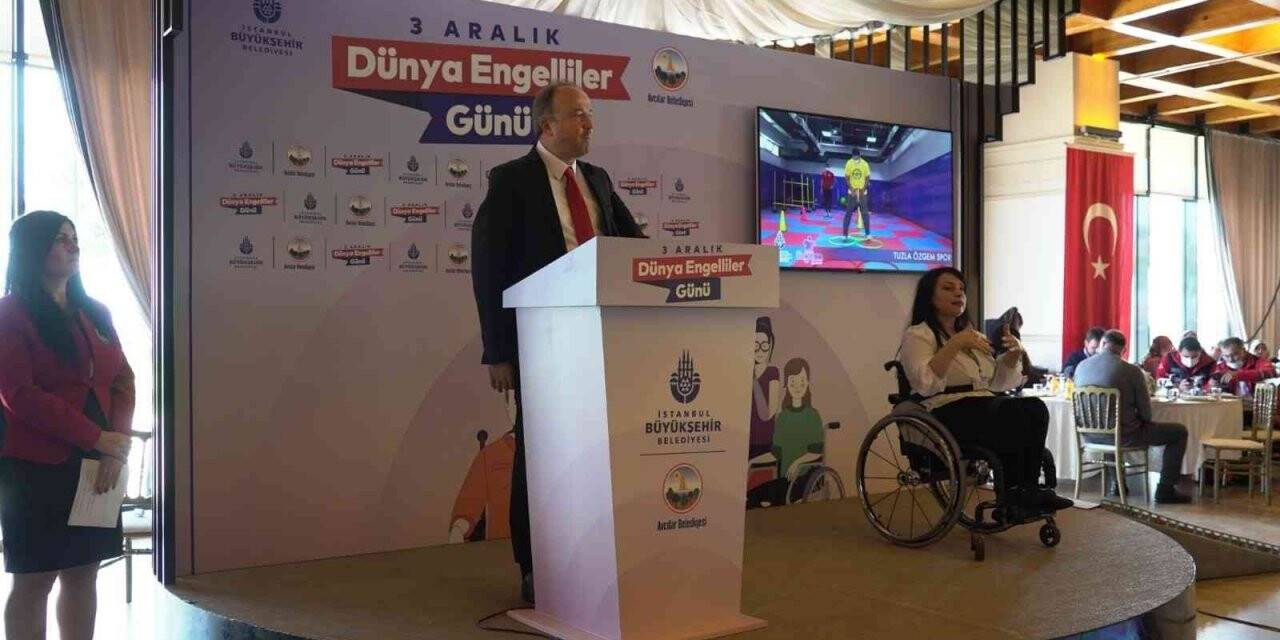 Türkiye’nin ilk engelli Belediye Başkanı, engellilerle buluştu
