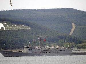 ABD Savaş Gemisi, Boğaz'dan Geçti
