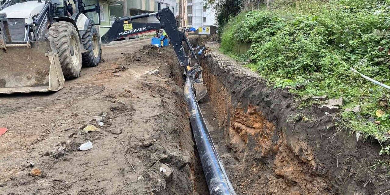 Ünye’de içme suyu şebeke hatları yenileniyor