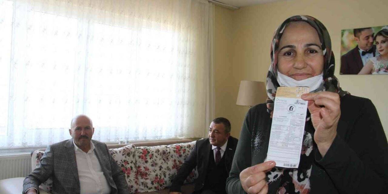 Kuyucak doğalgaza kavuştu