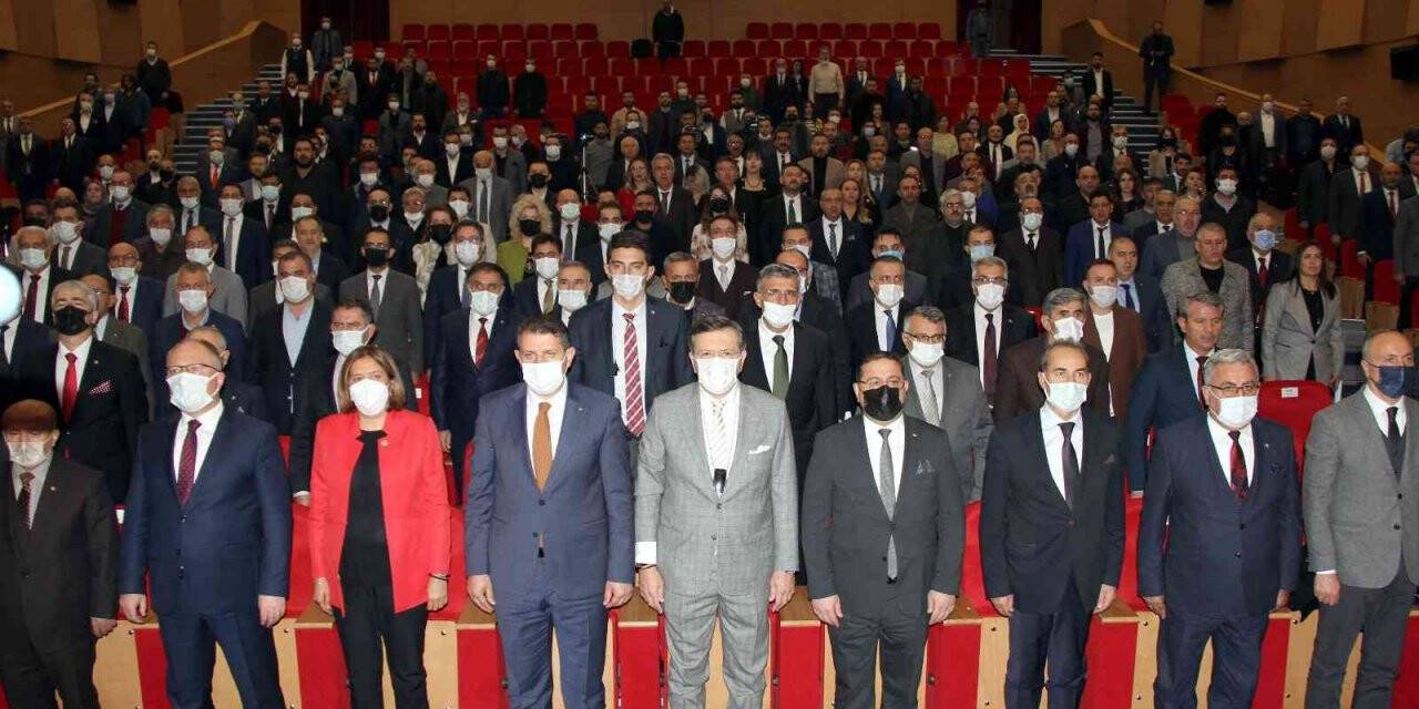 TOBB Başkanı Hisarcıklıoğlu: “Ankara-Sivas yüksek hızlı tren hattı artık tamamlanmalı”