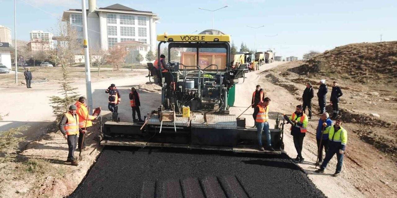 Yahşihan’da asfaltlama çalışmaları sürüyor