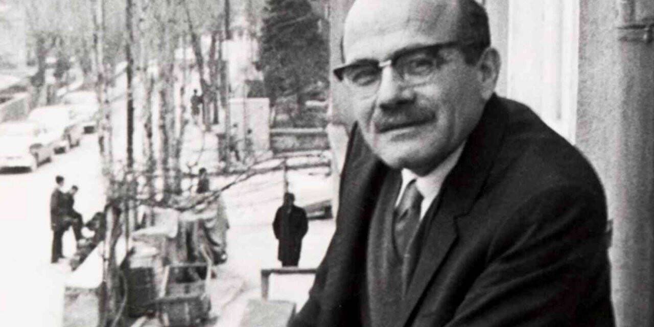 Şair Ceyhun Atuf Kansu’nun büstü, doğum gününde açılacak