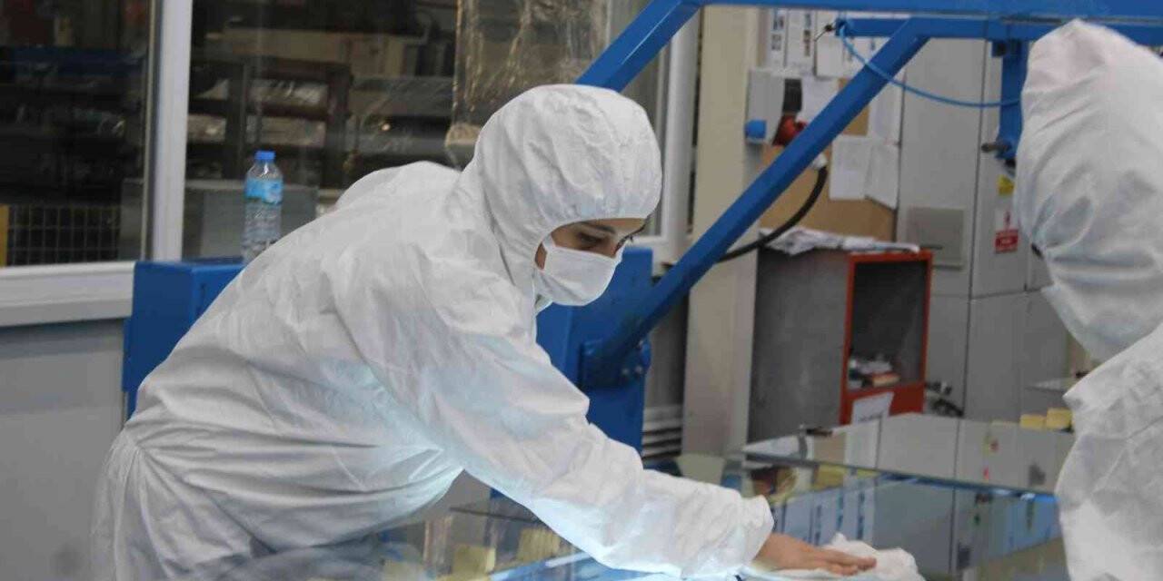 Uzay istasyonu değil, otomobil camı üretim alanı