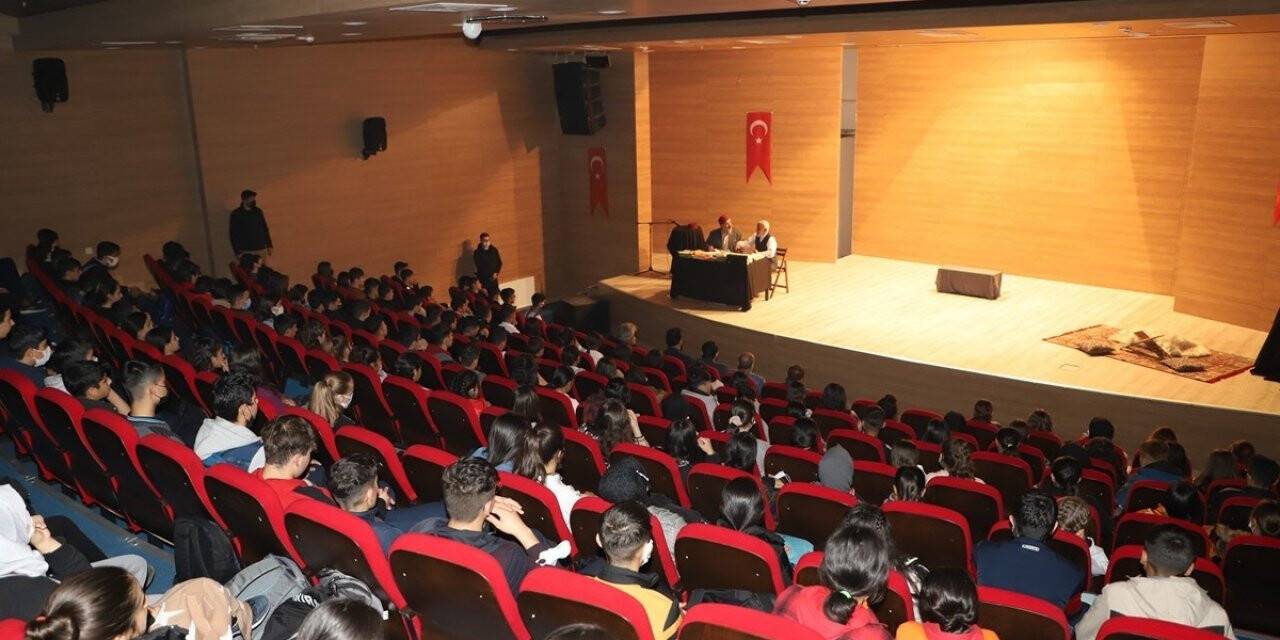 Cizre’de ’Ya İstiklal ya izmihlal’ tiyatro oyunu sahnelendi