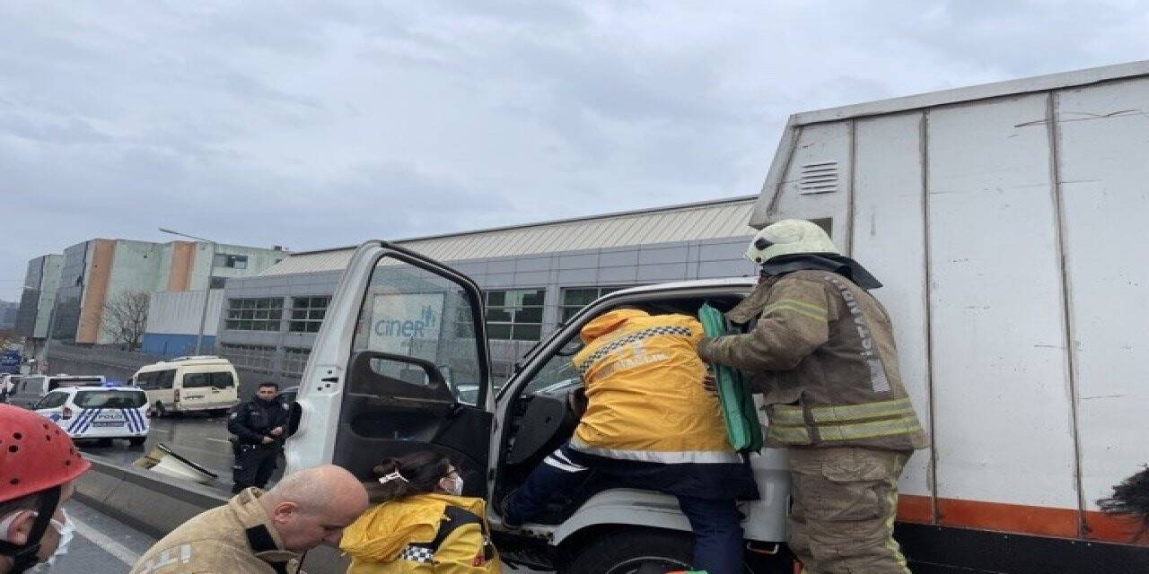 Küçükçekmece’de korkutan kaza: 1 yaralı
