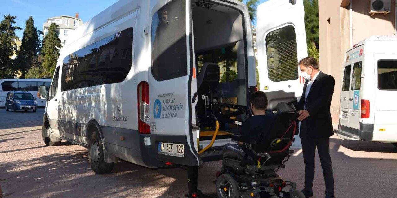 Engelli hizmet aracıyla ulaşım kolaylığı