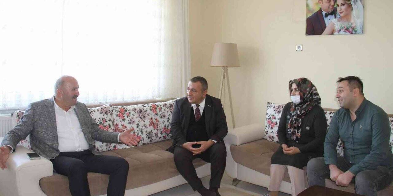 Doğalgaz mutluluğuna vatandaştan kahveli teşekkür