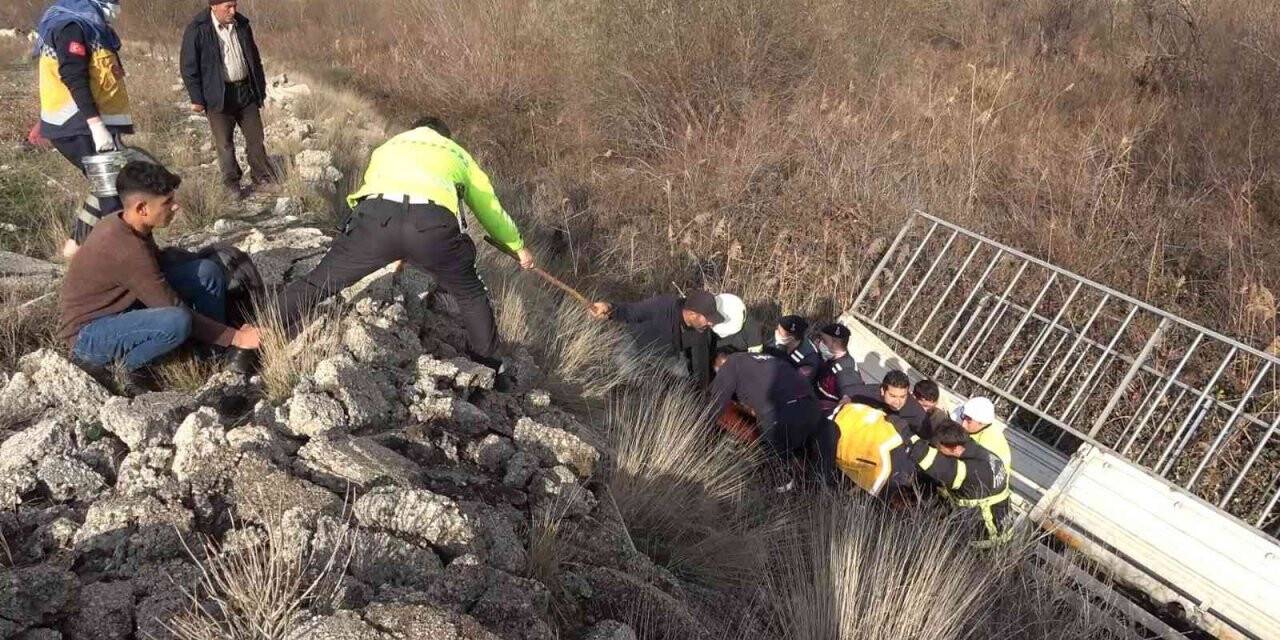 Küçük çoban bir an olsun polisin ayağını bırakmadı: İnsan zinciri ile kurtarılan hayat