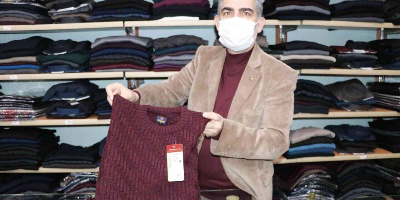 63 yıldır insanları giydiriyorlar