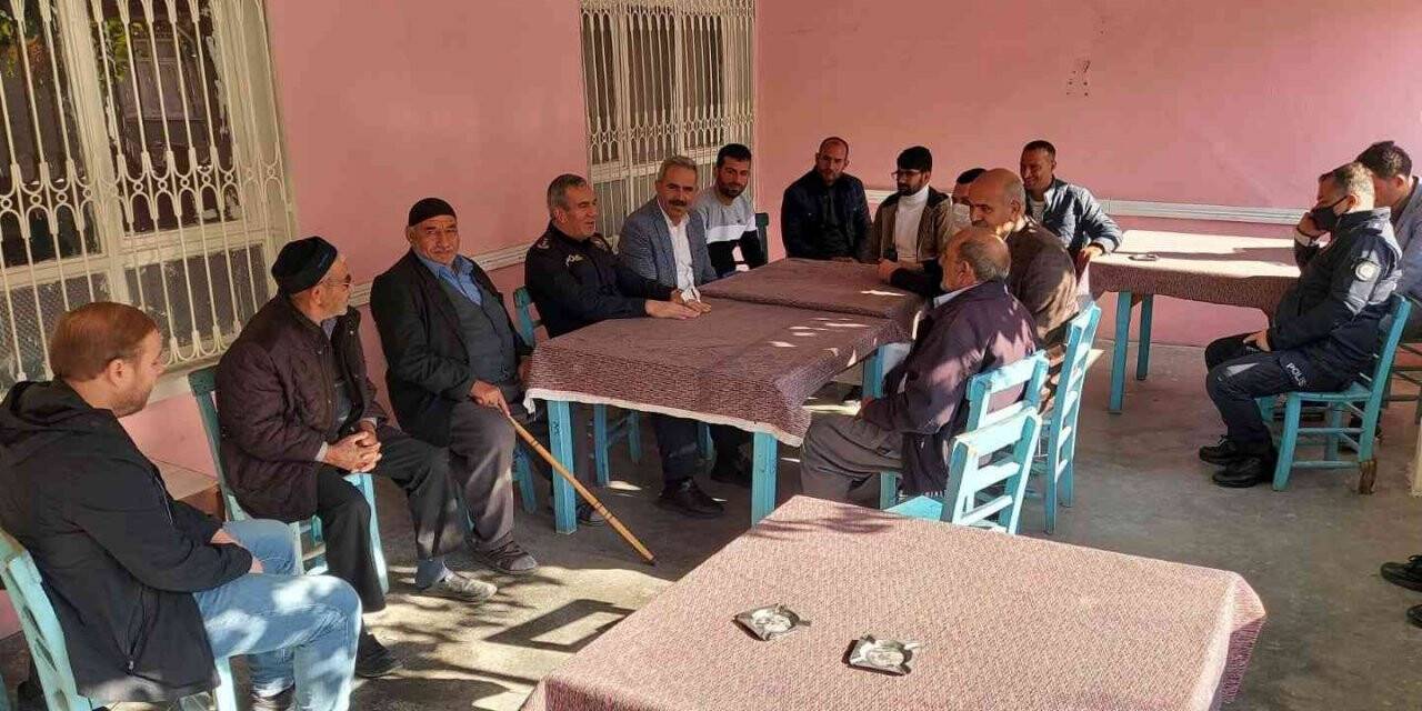 Emniyet Müdürü Ebubekir Fil, vatandaşlarla bir araya geldi