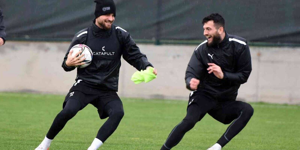 Manisa FK maç saatini beklemeye başladı