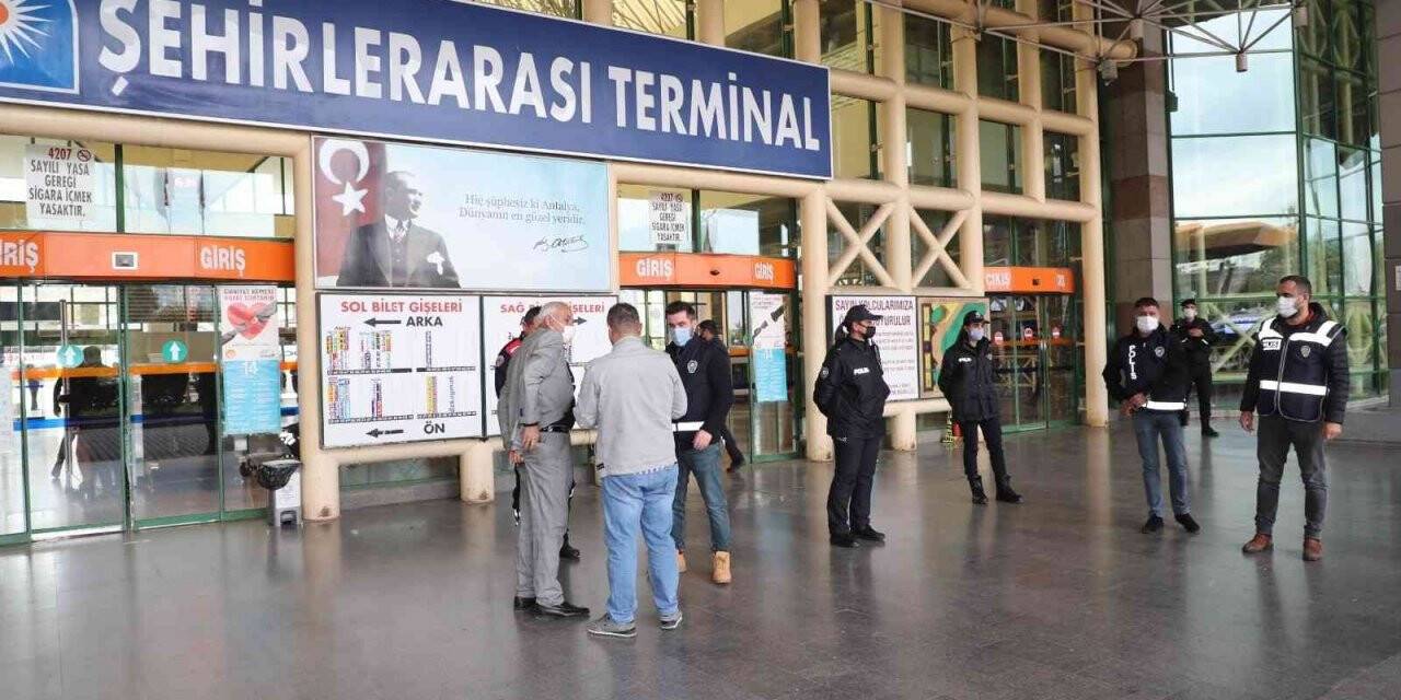 Antalya’da 817 personelin katıldığı huzur uygulamasında, araması bulunan 9 şahıs yakalandı