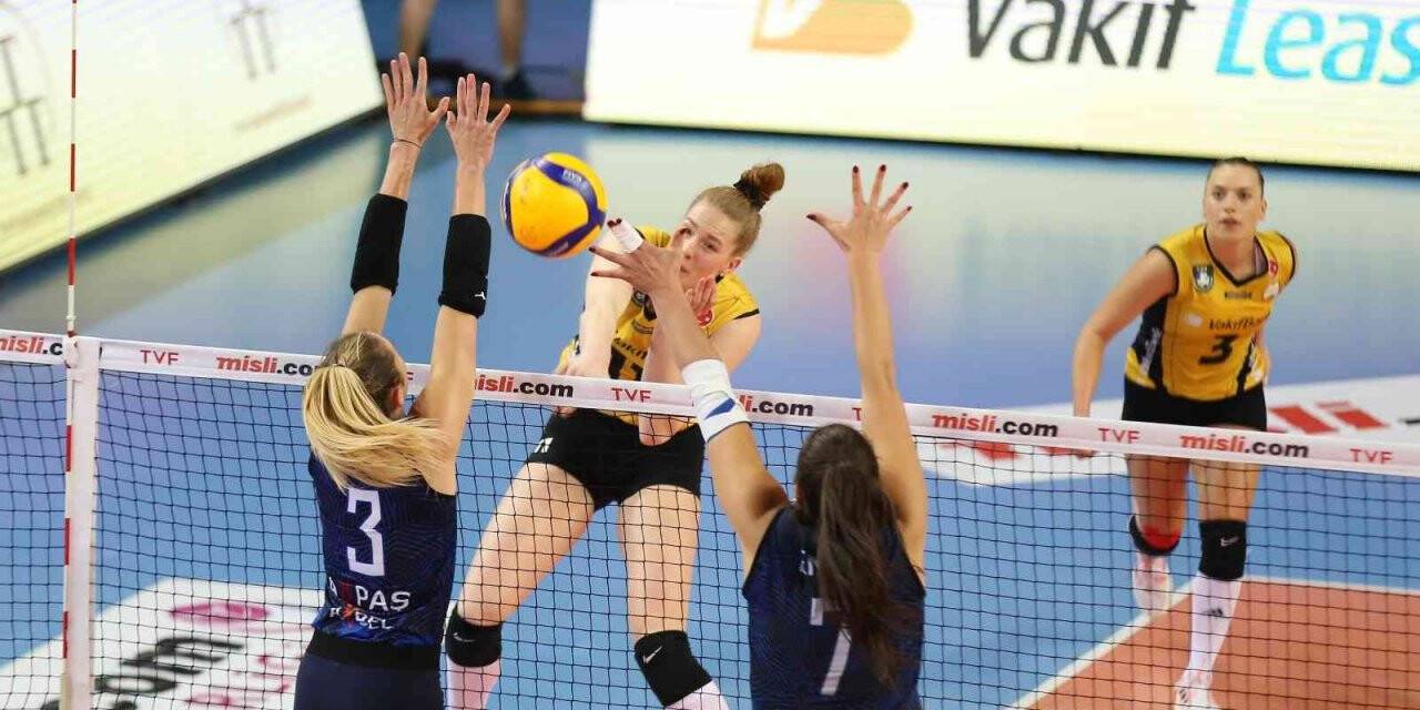 VakıfBank, Aydın BŞB’ye set vermedi