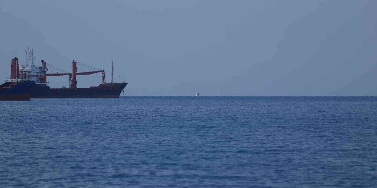 İskenderun Körfezi’nde dinamit yüklü konteyner denize düştü