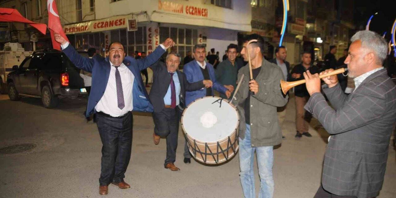 Eski AK Parti İlçe Başkanının kardeşi silahlı saldırıda hayatını kaybetti