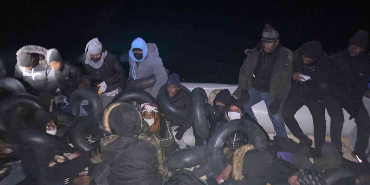 Kuşadası’nda 57 düzensiz göçmen kurtarıldı