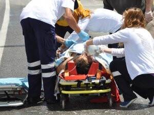 Traktörden düşen kişi ağır yaralandı