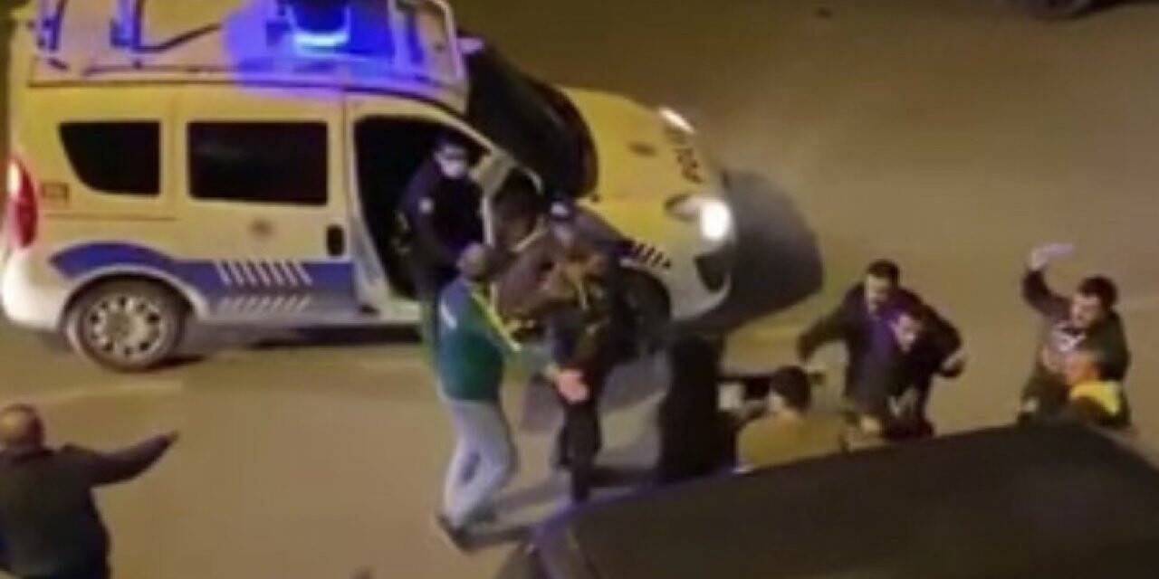 Bursa’da kız meselesi yüzünden iki aile birbirine girdi