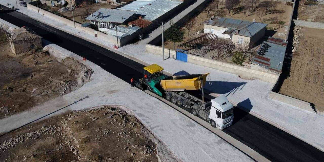 Selçuklu’da asfalt çalışmaları sürüyor