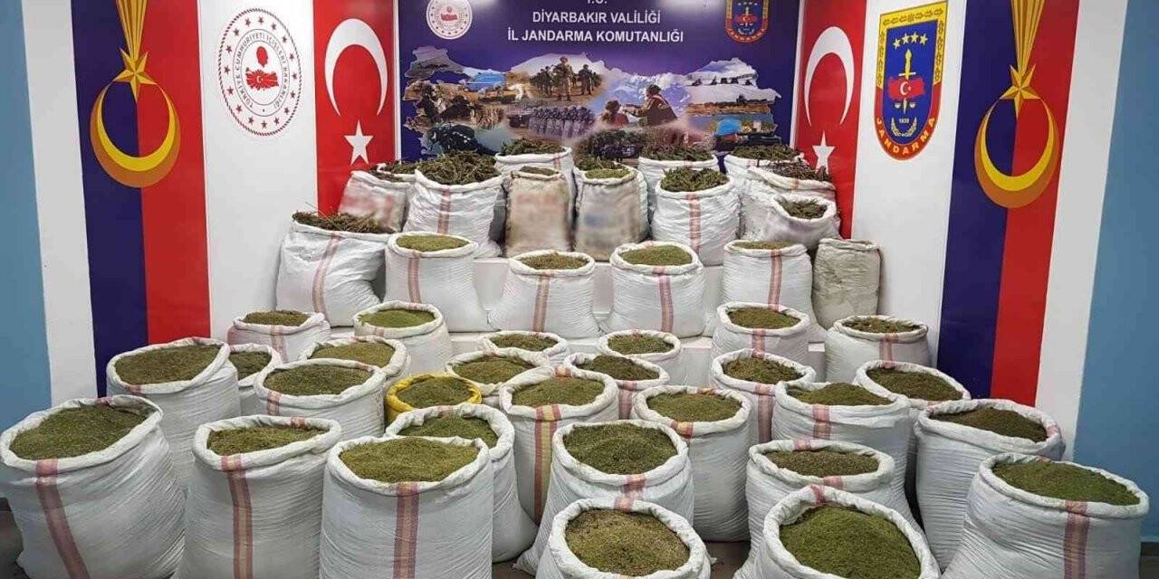 Jandarmadan terörün finans kaynağına darbe