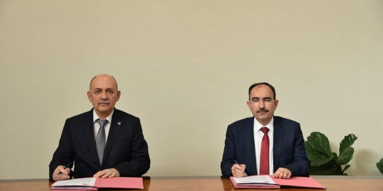 Şeyh Edebali Üniversitesi ile SMMMO arasında iş birliği protokolü imzalandı